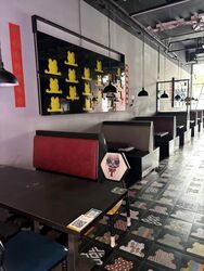 Jubilee Square (D20), Retail #629334831